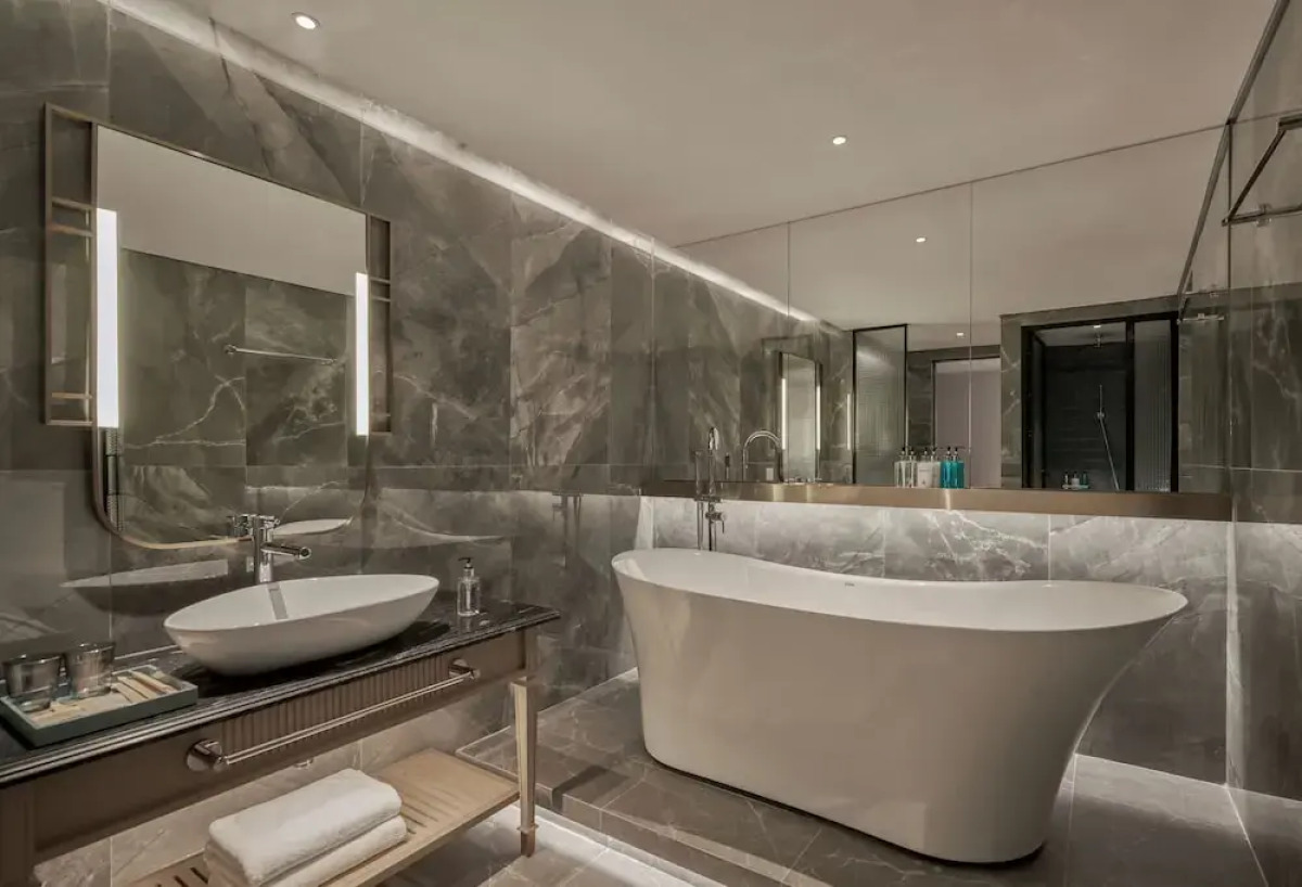 La Siesta Premium Saigon Central