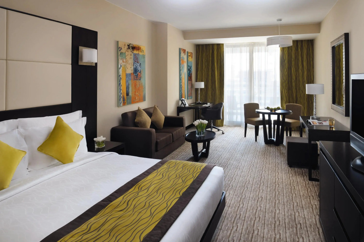 Mövenpick Jumeirah Lakes Towers Hotel