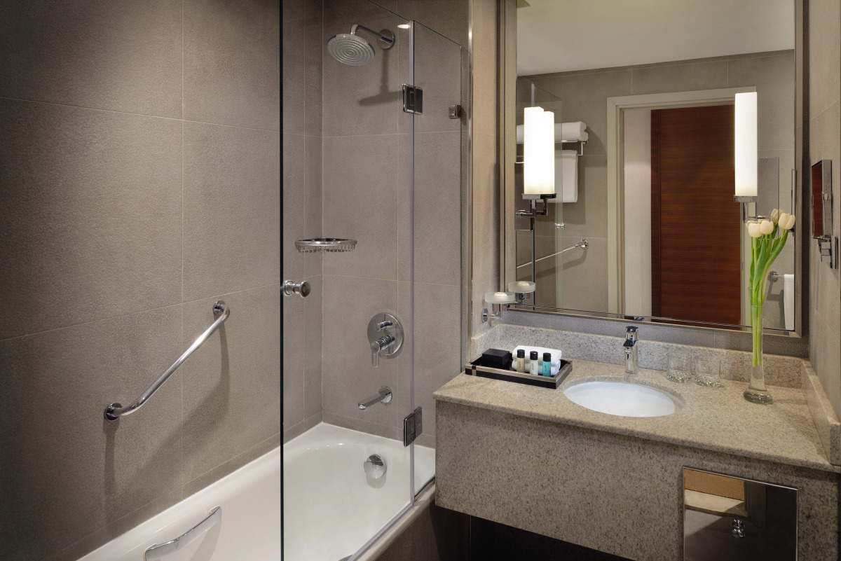 Mövenpick Hotel & Apartments Bur Dubai