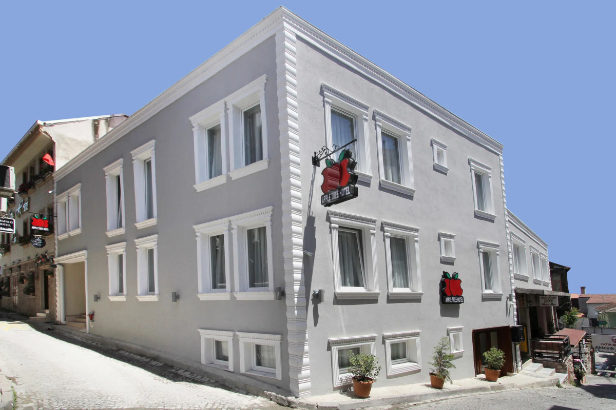 Apple Tree Hotel