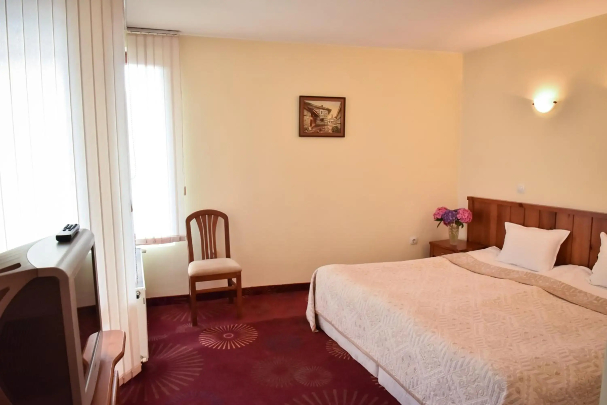 Lina Hotel