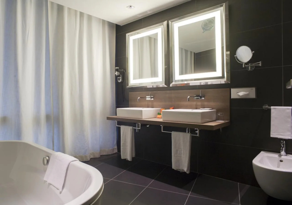 NH Collection Milano President