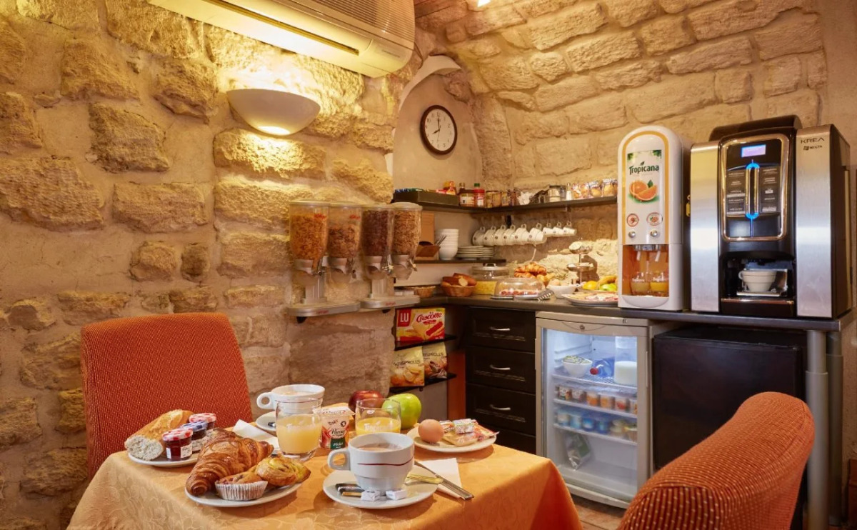 Austin's Saint Lazare Hotel