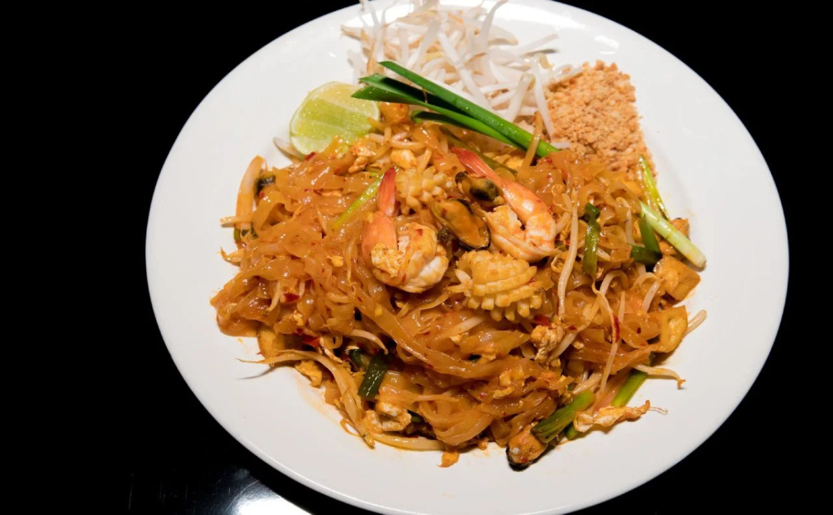 Baan Thai Beach Side Residence