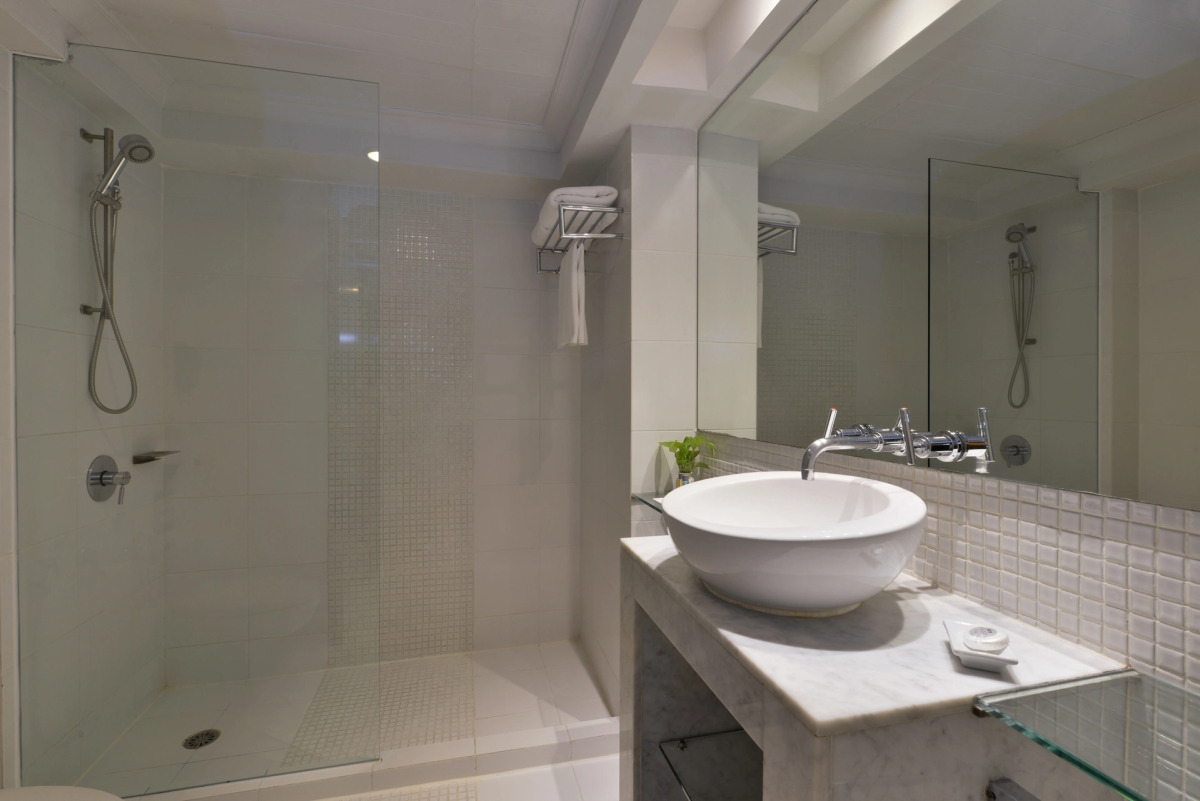 Отель BelAire Bangkok