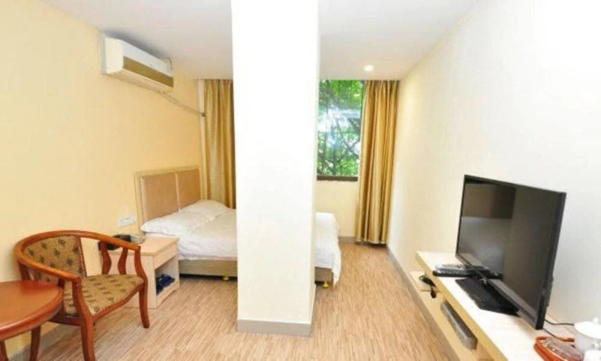 Yimi Hotel (Guangzhou Shangxiajiu Pedestrian Street)