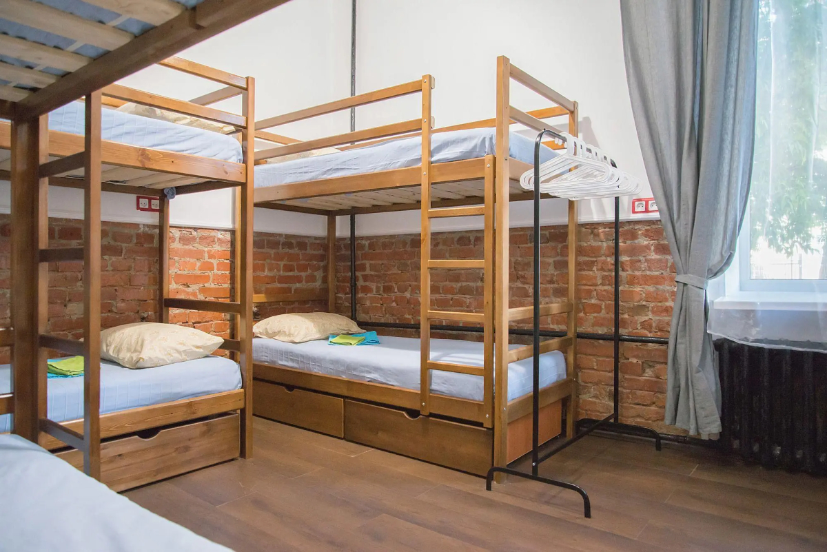 RedLine hostel