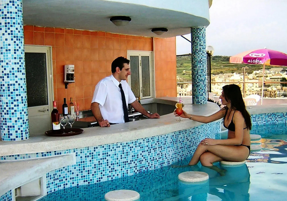 Sunflower Hotel