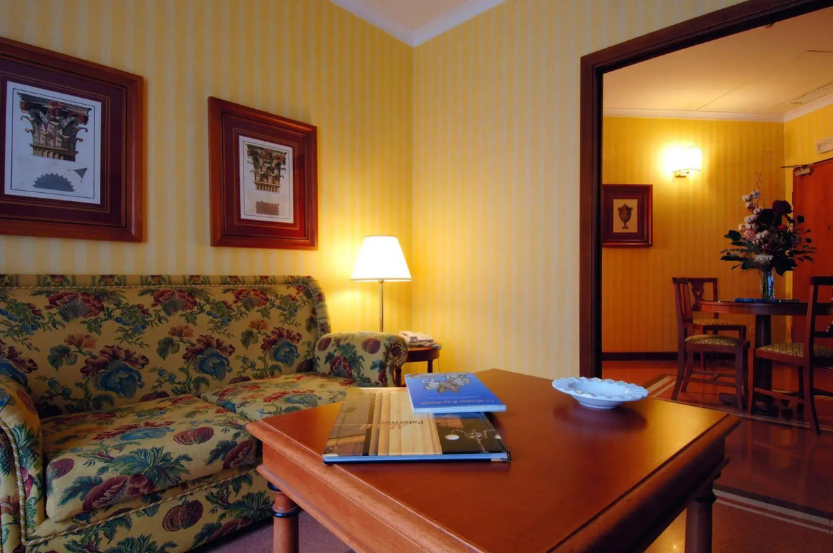 Residenza DAragona Hotel