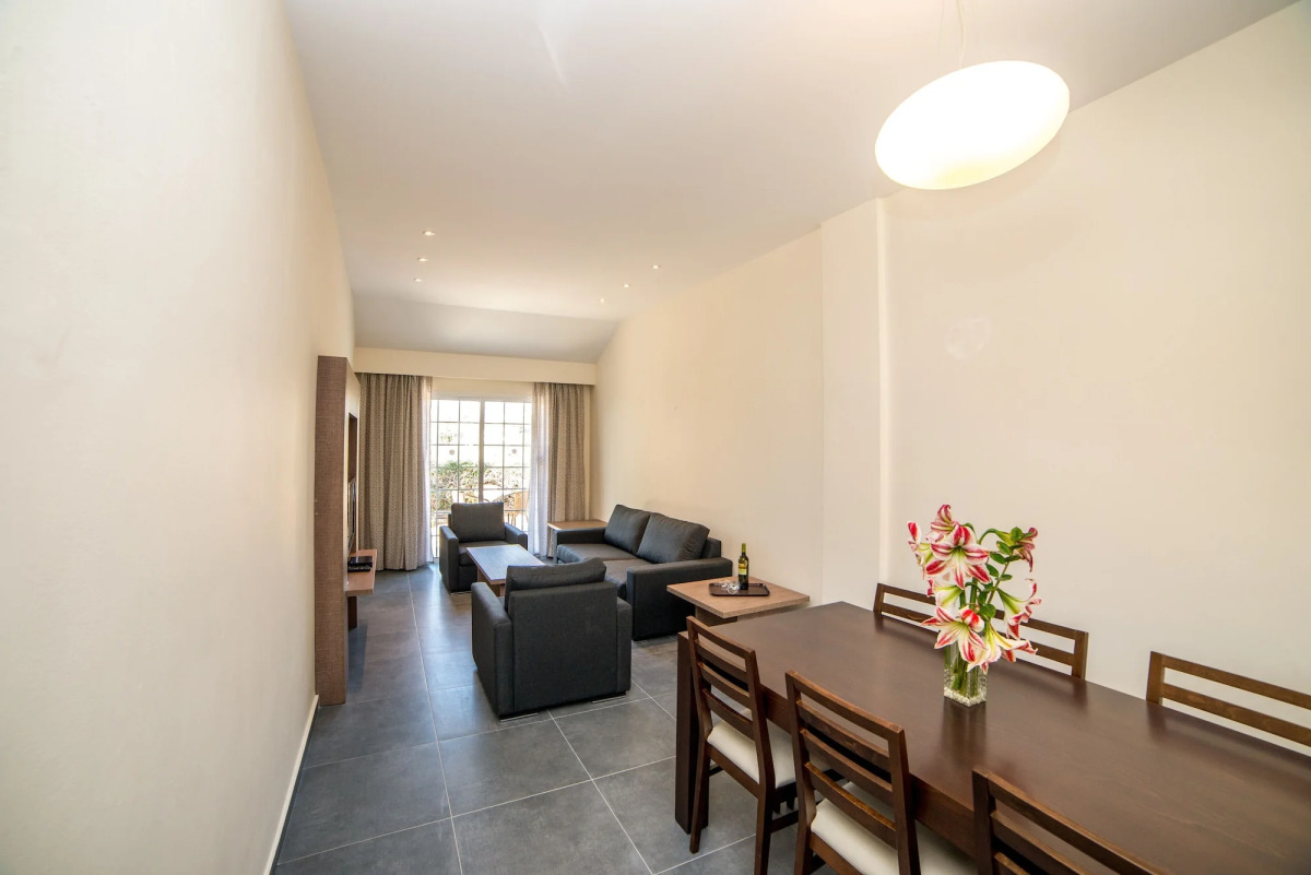 Helios Bay Hotel Apartments