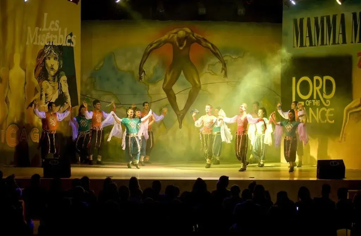 Crystal Centro Resort