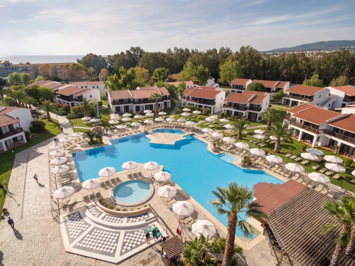 Golden Coast Hotel & Bungalows - All Inclusive