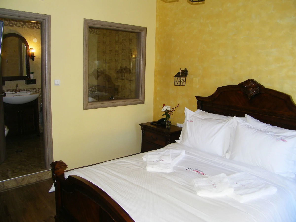 Theatro Hotel Odysseon