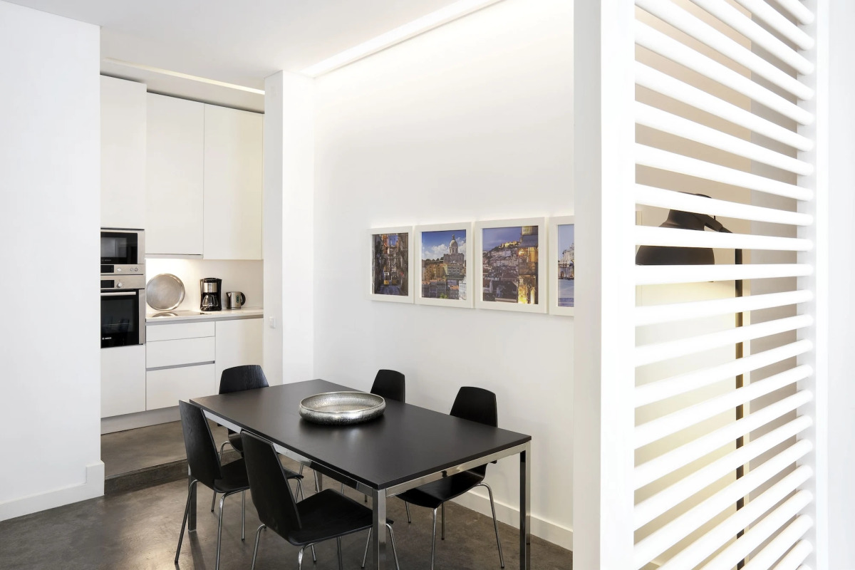 Hello Lisbon Santa Apolónia