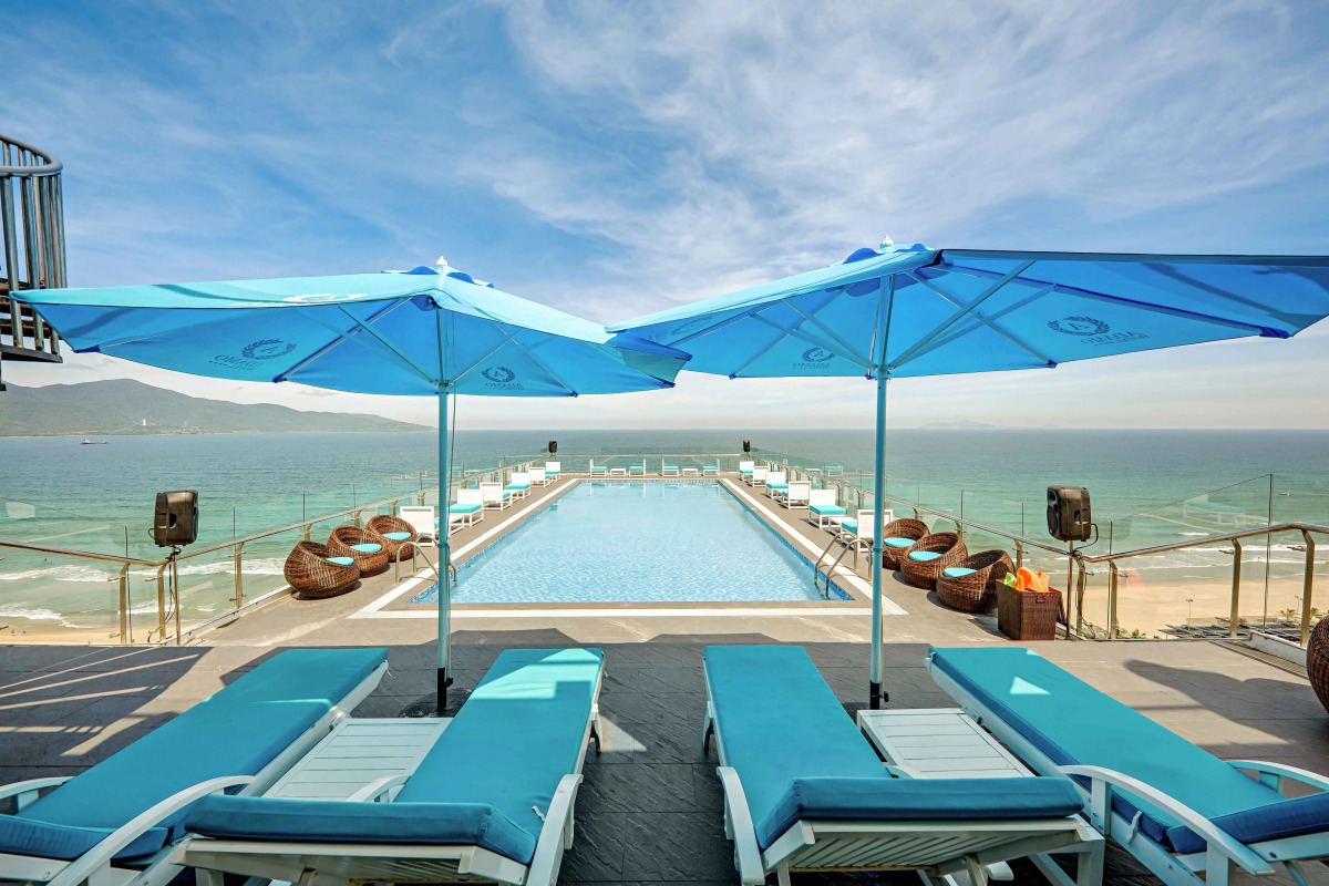 Yarra Ocean Suites Danang
