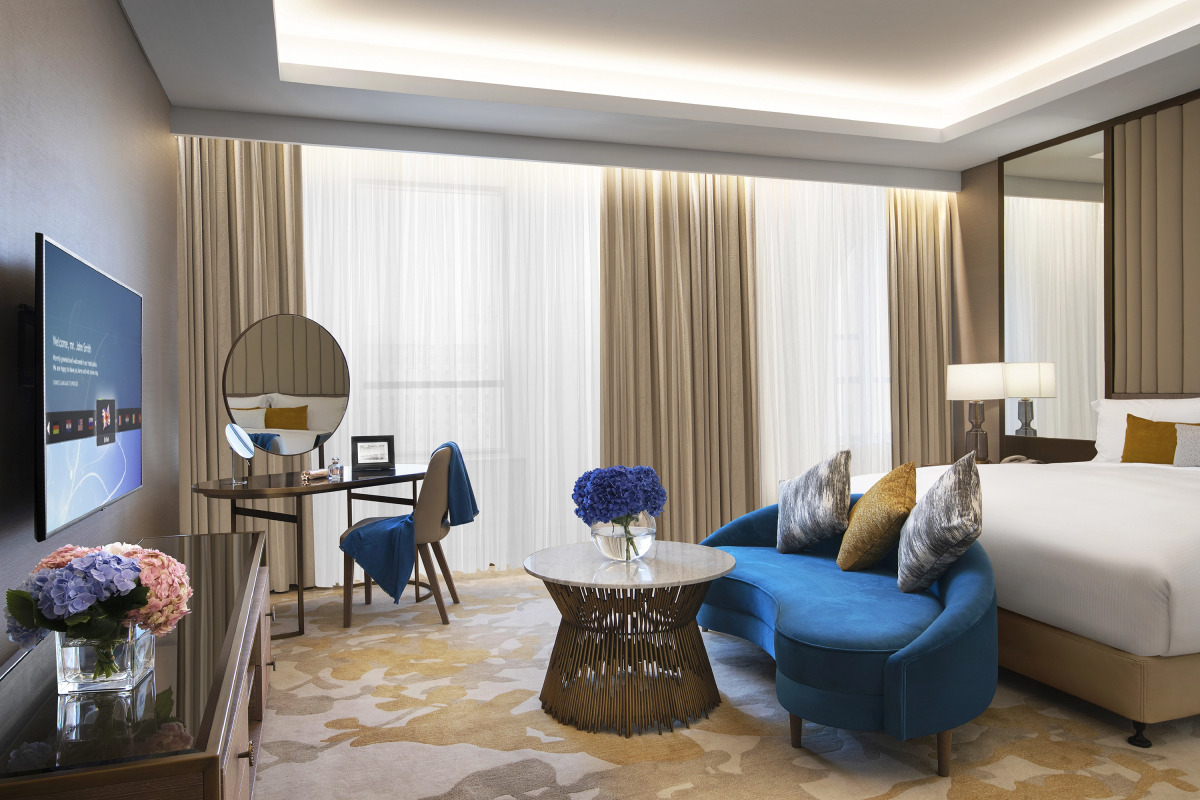 Al Jaddaf Rotana Suite Hotel