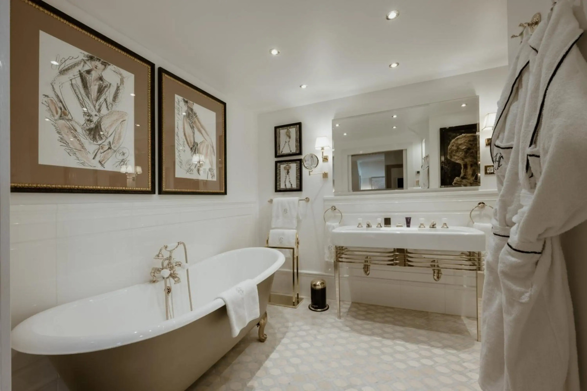 Schlosshotel Berlin By Patrick Hellmann