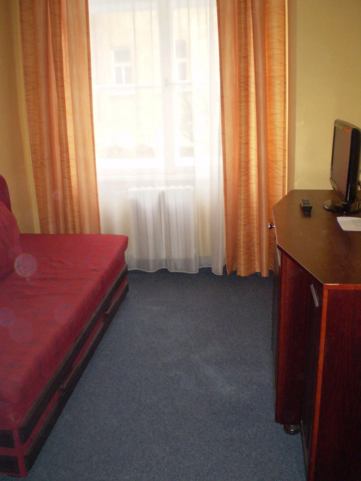 U Stare Pani - At the Old Lady Hotel