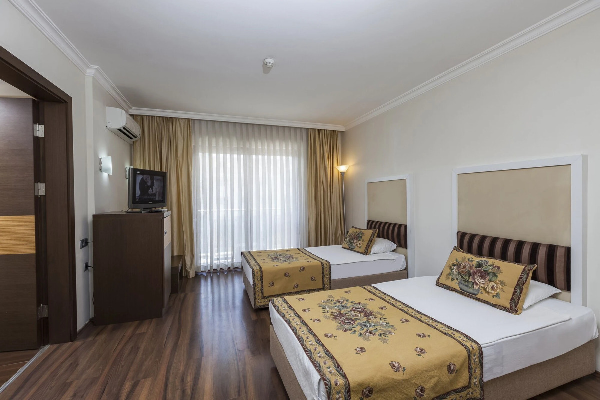 Perre La Mer Hotel Resort & Spa