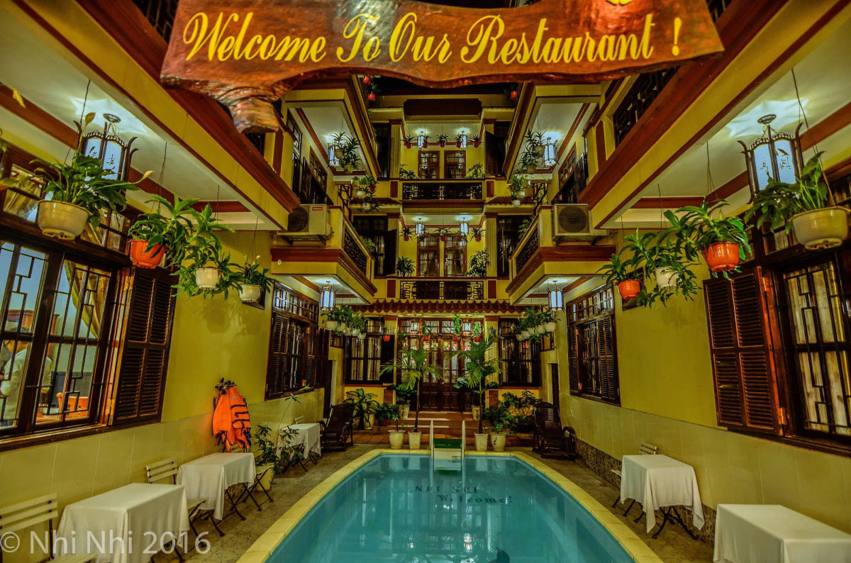 Nhi Nhi Hotel