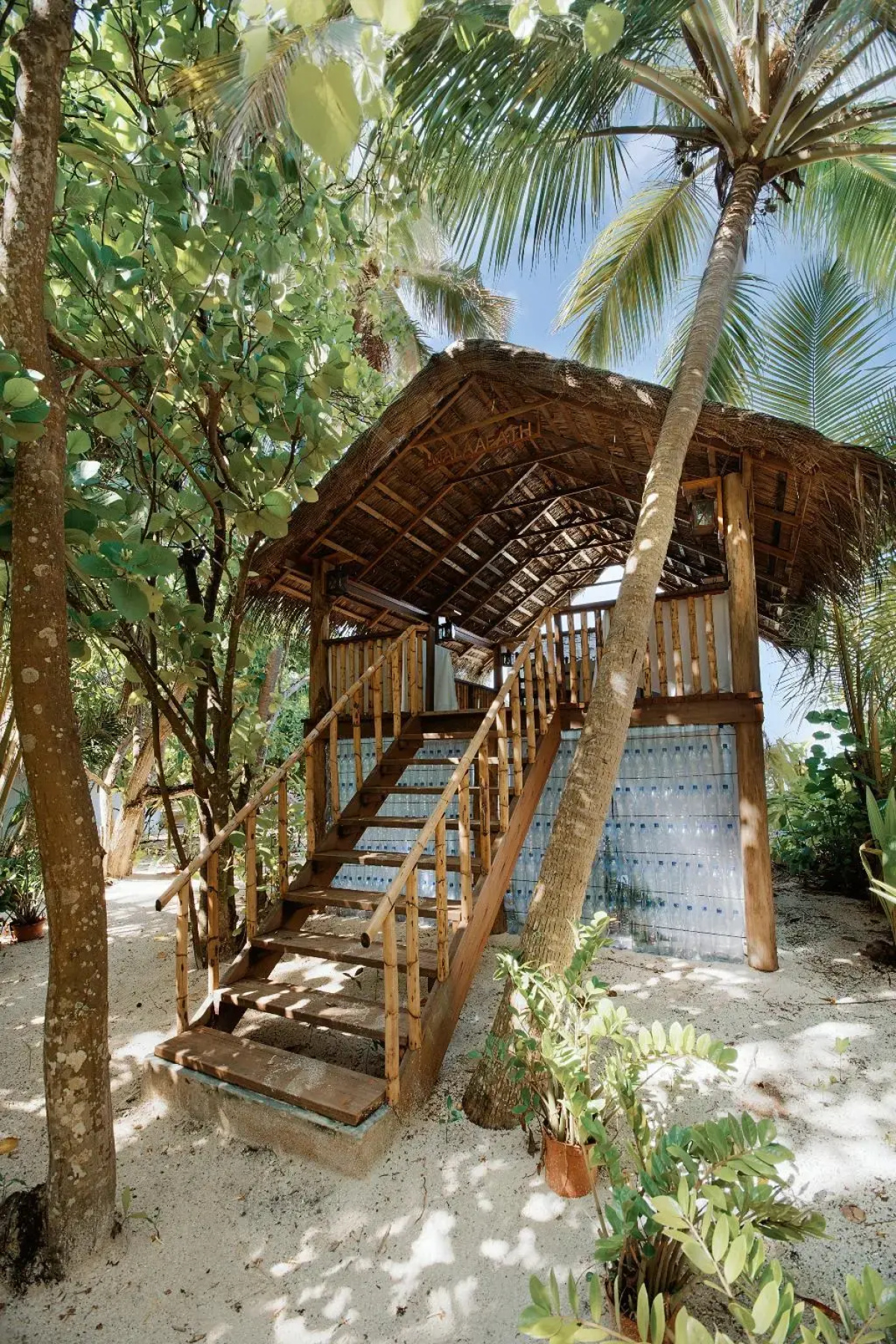 Makunudu Island