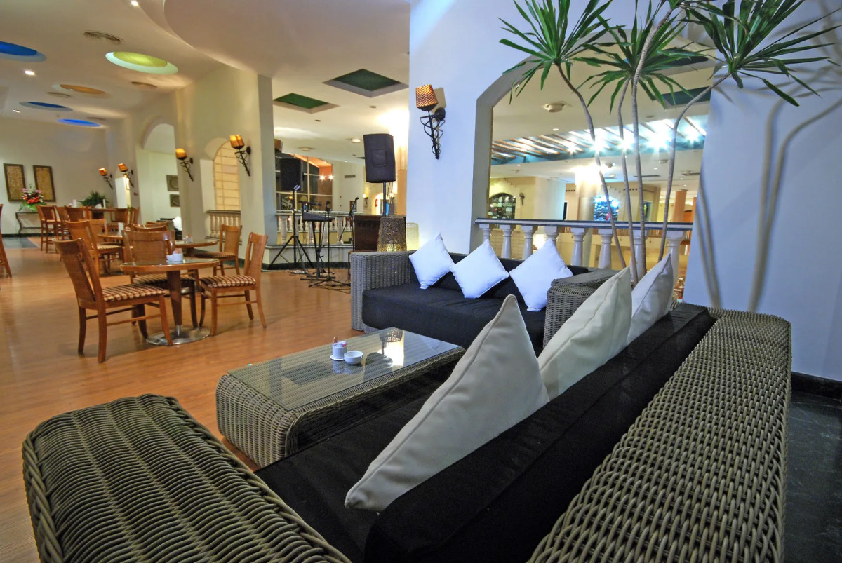 Nubian Island, Families and Couples only