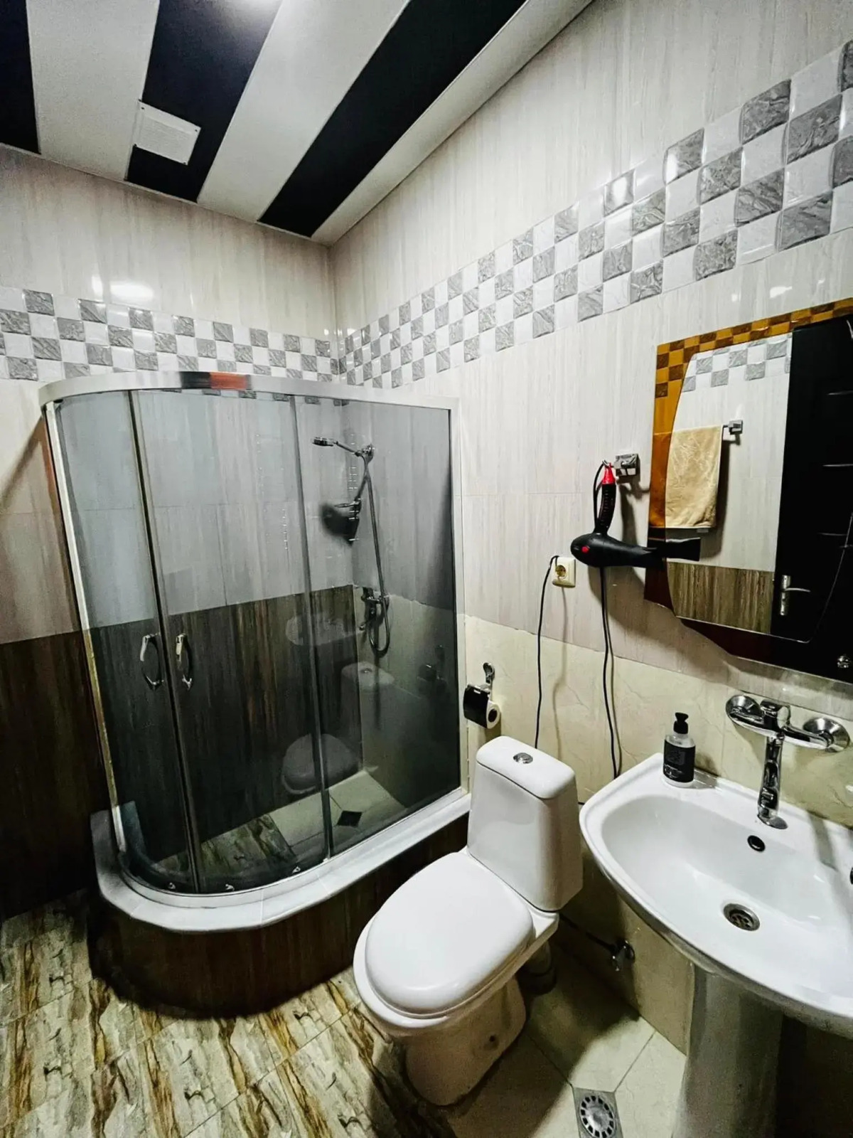 Отель Lux Palace