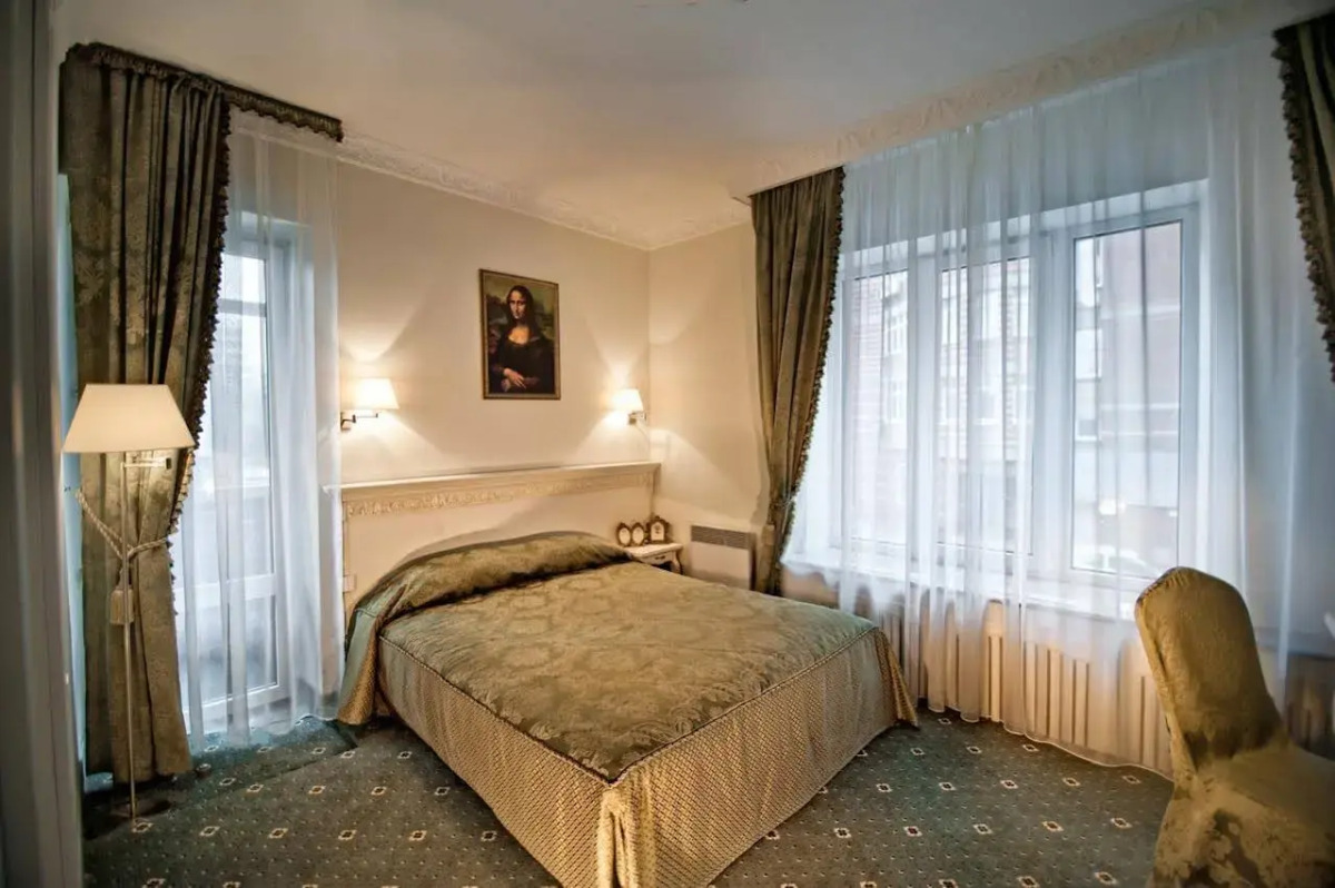 Отель «Роял Сити»