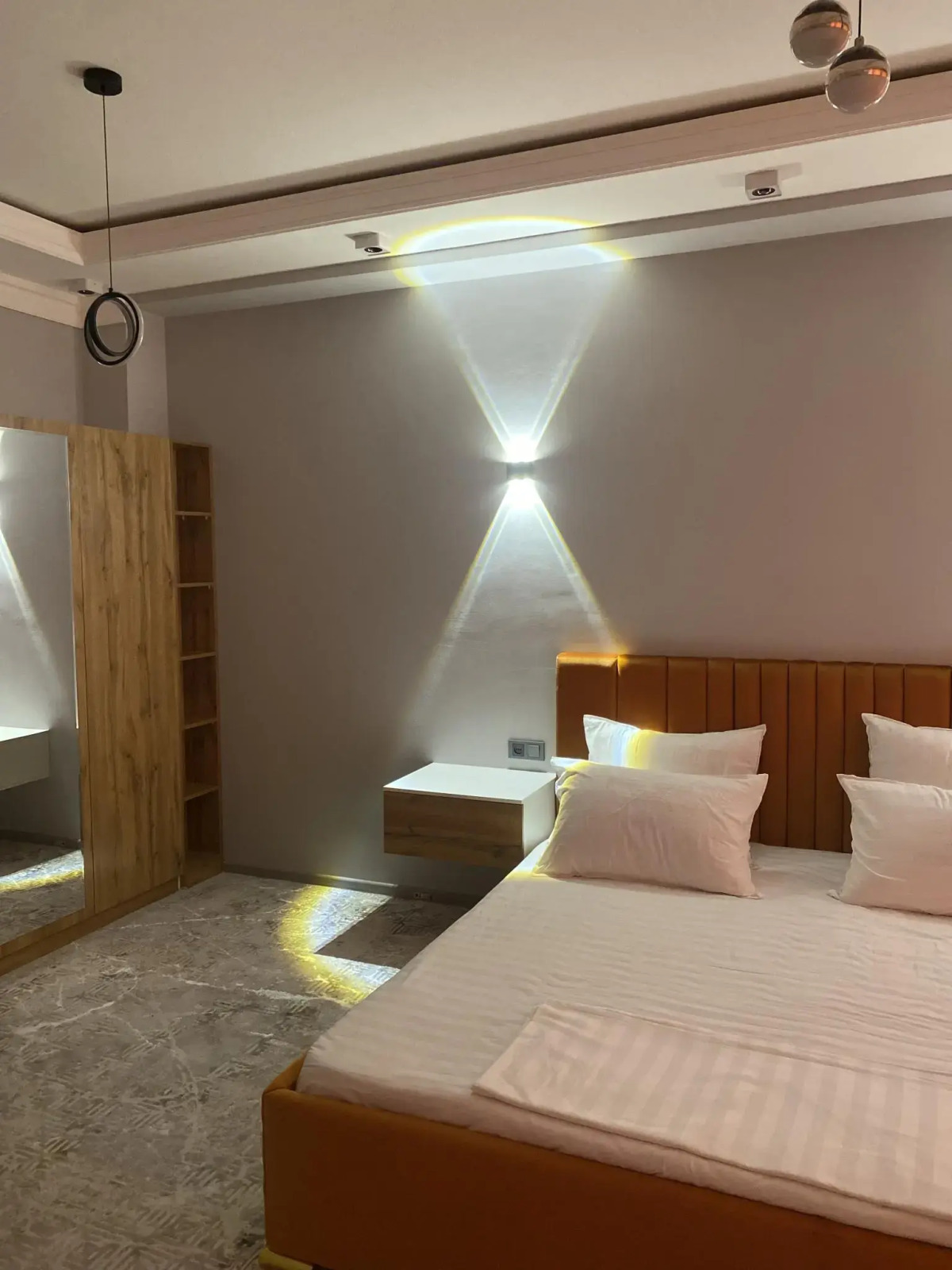 Hectors Hotel (Гектор)