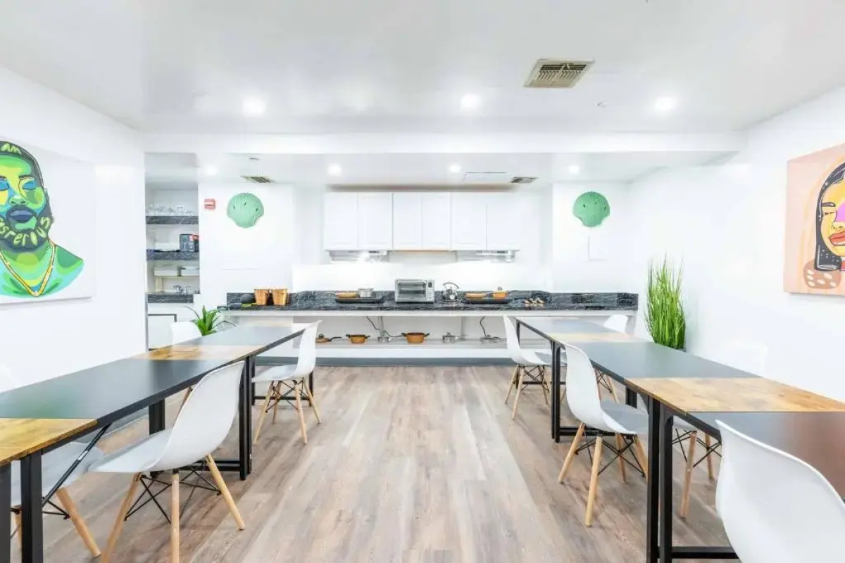 The Mansfield ( Closed)