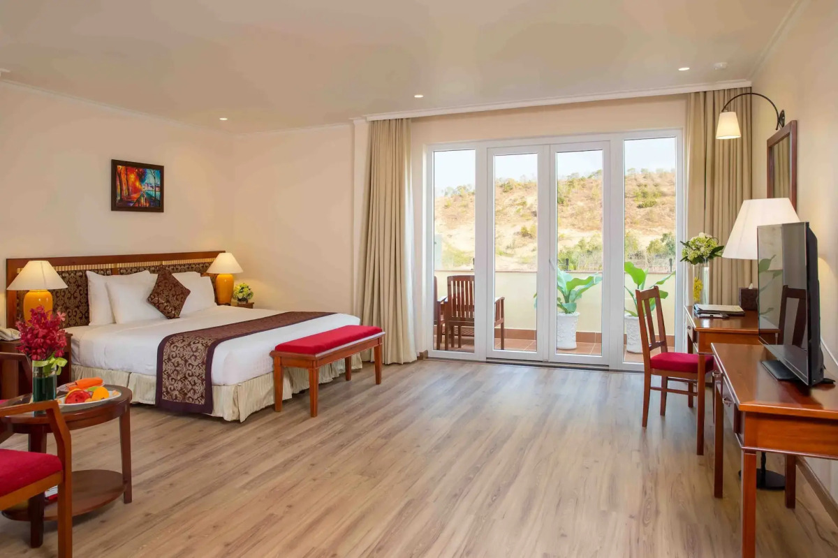 Sunny Beach Resort and Spa