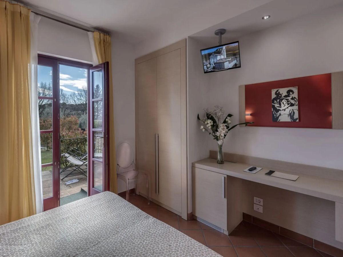 Hotel Casolare Le Terre Rosse