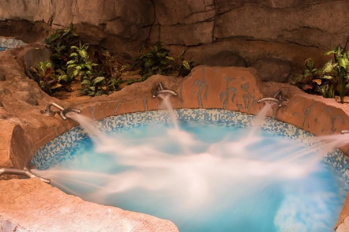 Отель Ilunion Les Corts Spa