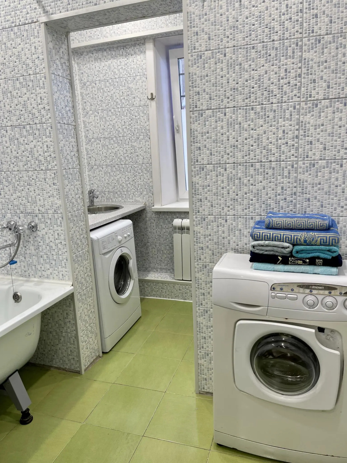 Рантье на улице Дыбовского