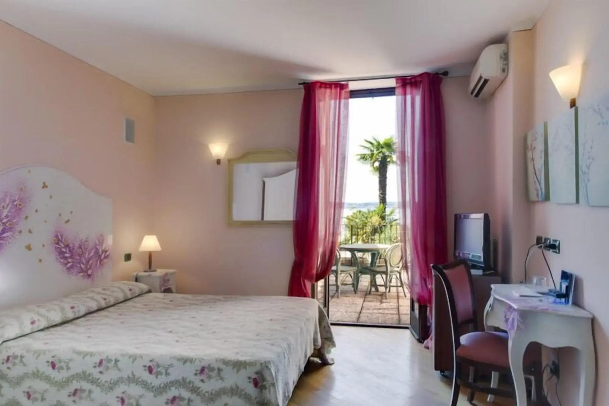 Hotel Pace