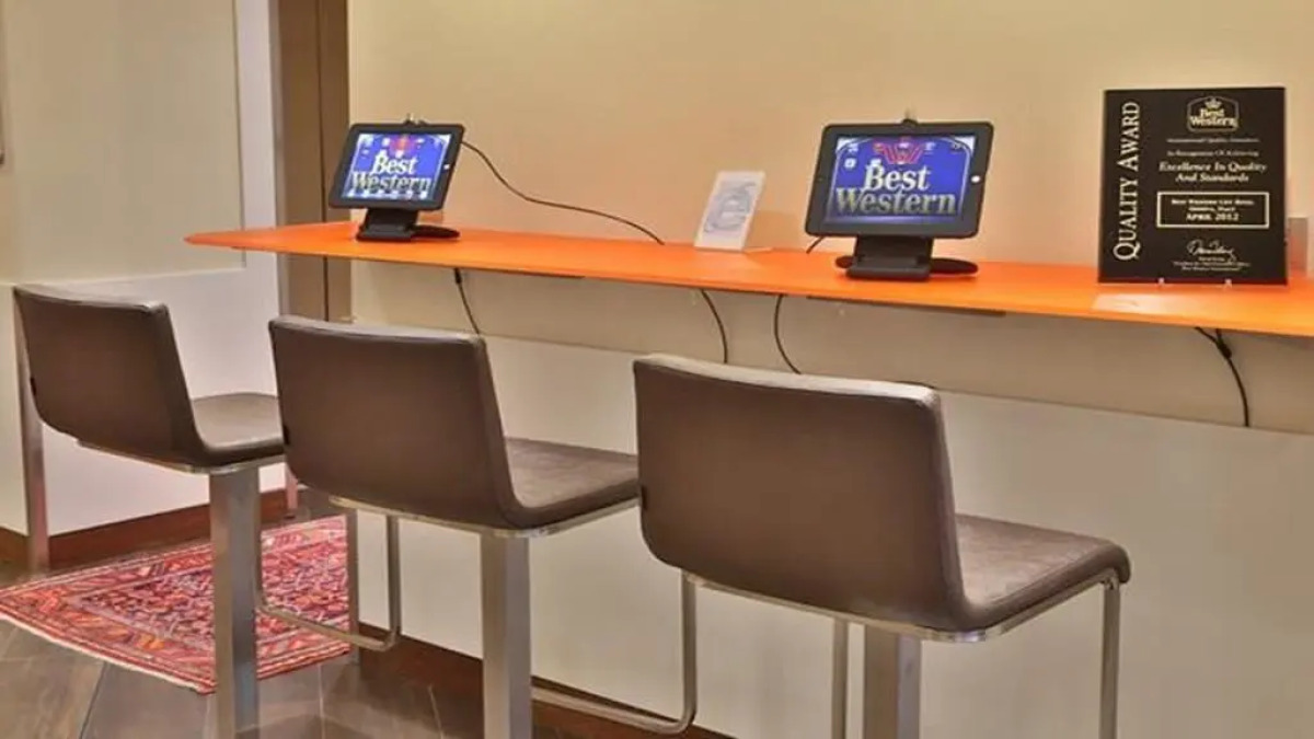 Best Western Plus City Hotel