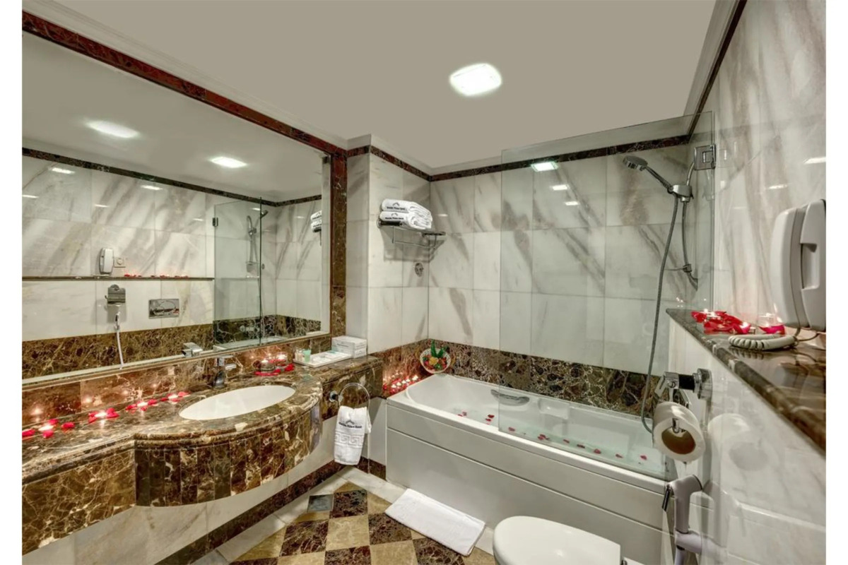 Sharjah Palace Hotel