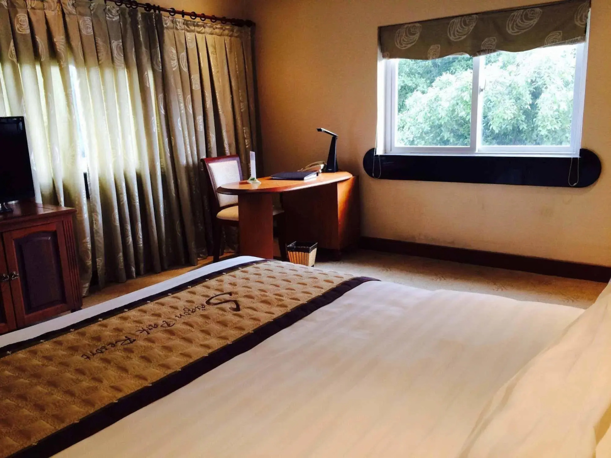 Saigon Park Resort