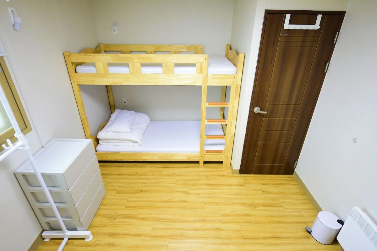 Ganderak Guesthouse - Hostel