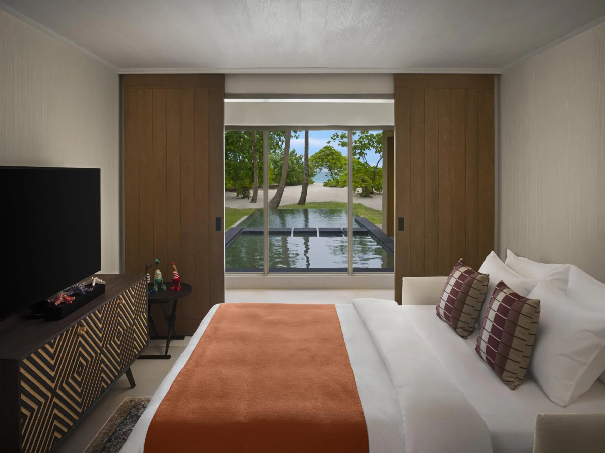 InterContinental Maldives Maamunagau Resort by IHG
