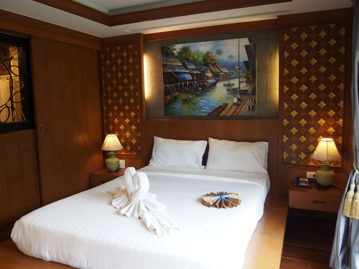 Renoir boutique hotel