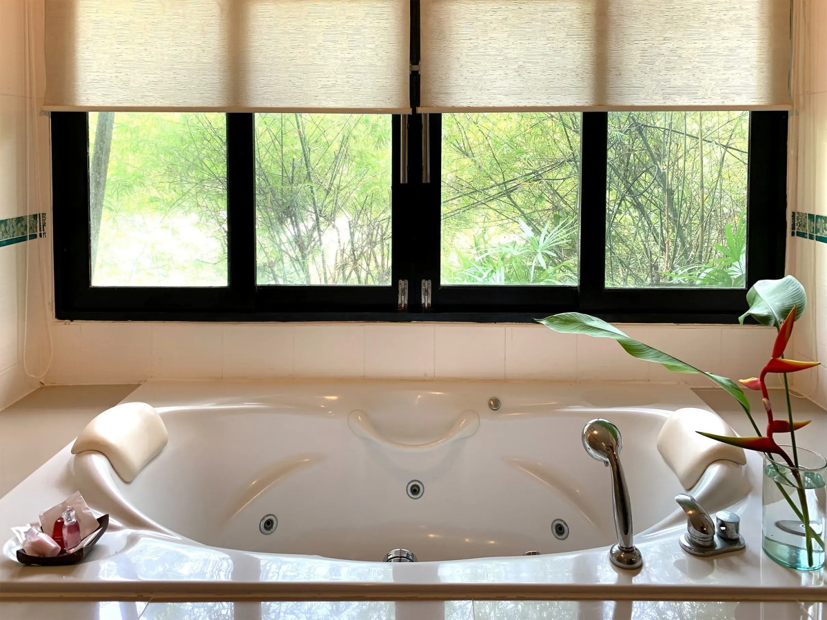 Sand Sea Beach Resort