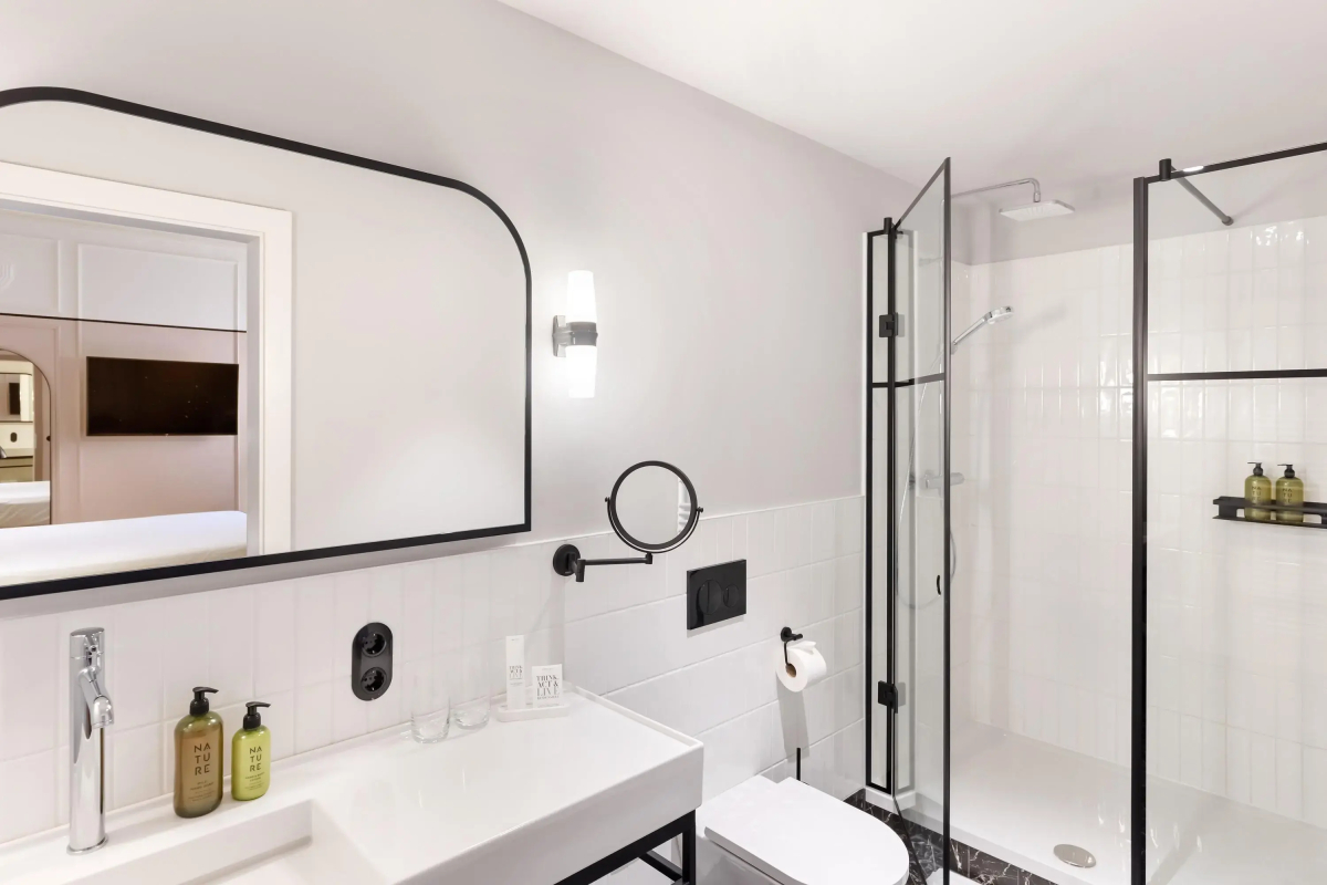 Hotel Astoria Vienna, Curio Collection by Hilton