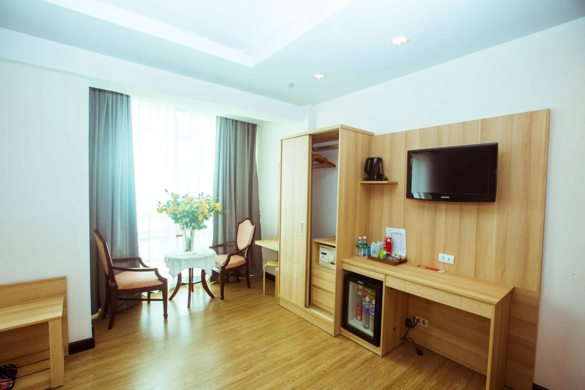 Phu Quy 2 Hotel