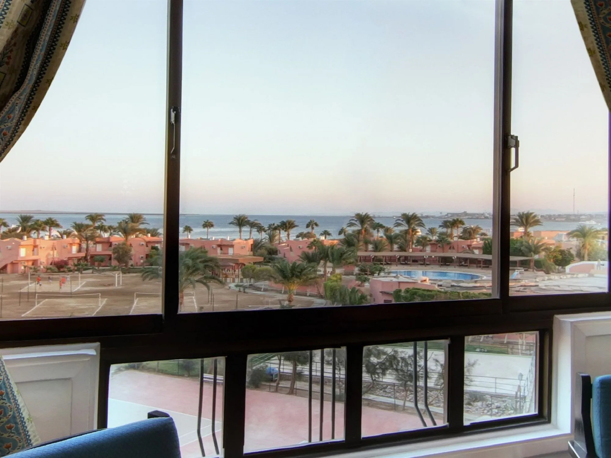Отель Eagles Paradise Abu Soma Resort