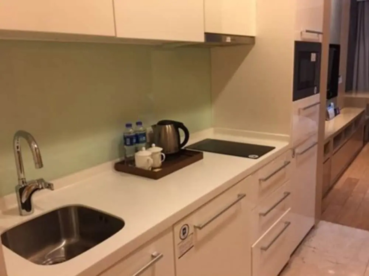 Silin Residence Poly World Trading Center