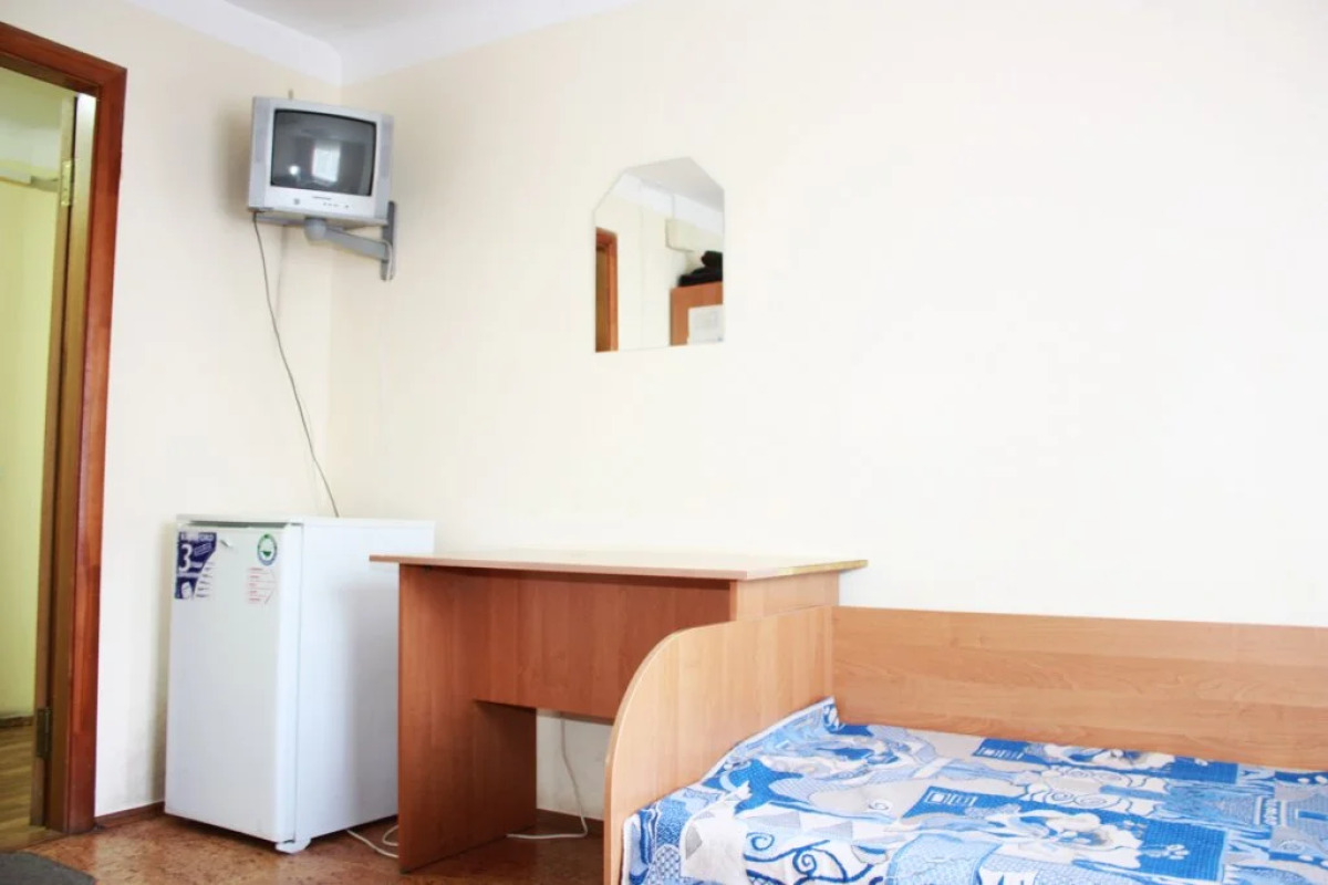 Отель Выдубичи