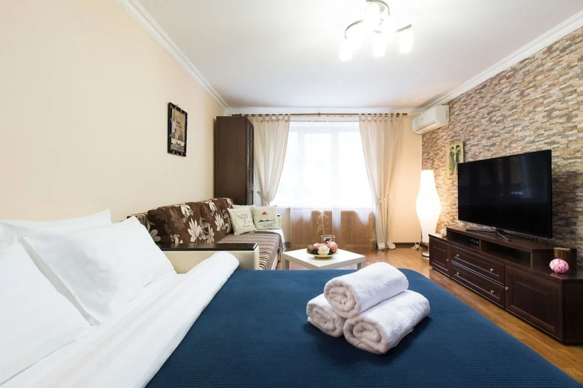 Апартаменты Lux,  ул. Мытная, 24