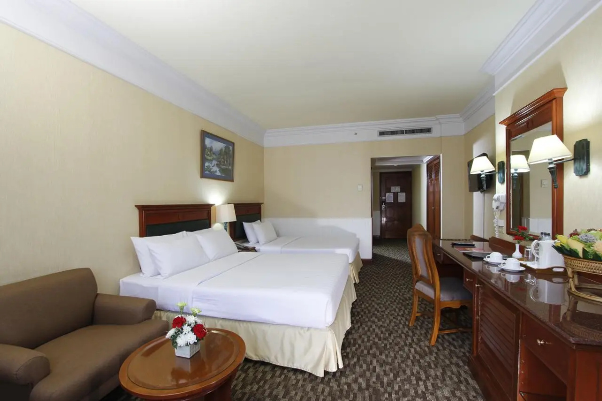 Royal Benja Hotel