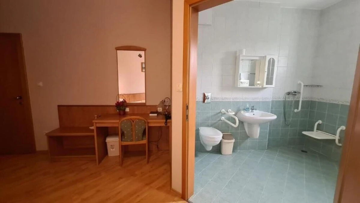 Aqua Therm Hotel